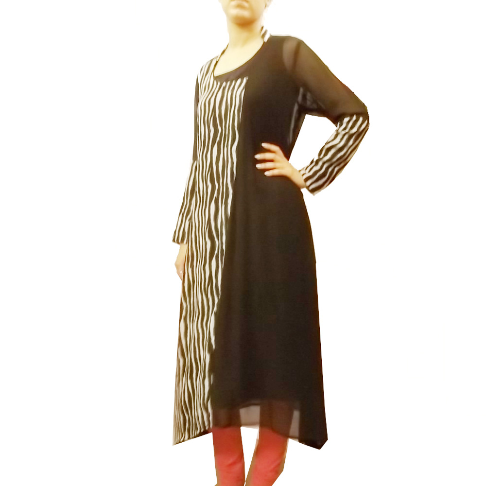 Pooja's 003
